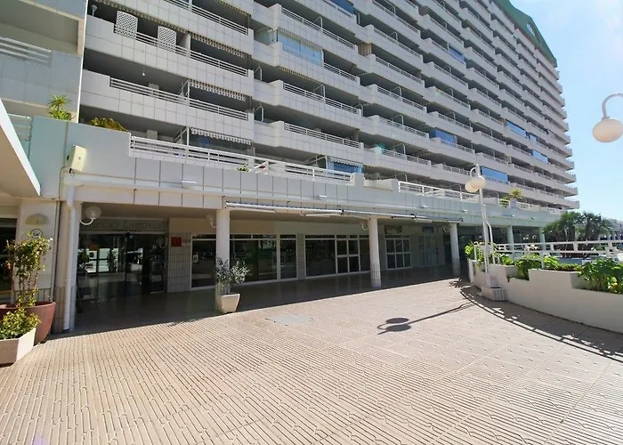 Hotel Holiday Duplex Esmeralda